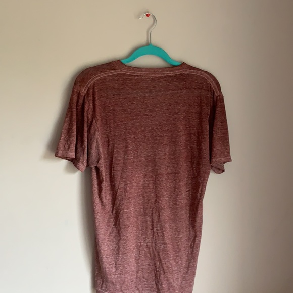 Men’s red Hurley T-shirt - Picture 2 of 2
